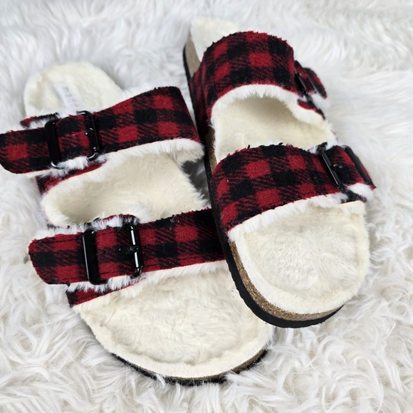 Madden Girl Plaid Faux Fur Slide Sandals - Picture 12 of 13